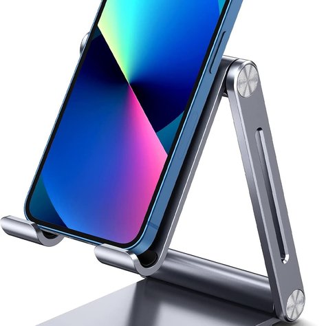 3. UGREEN Dual-Arm Aluminum Desk Stand